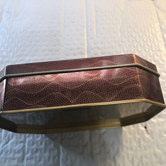 Godiva Chocolatier Coffee-Cafe Collectable Tin Can! - Picture 3 of 8